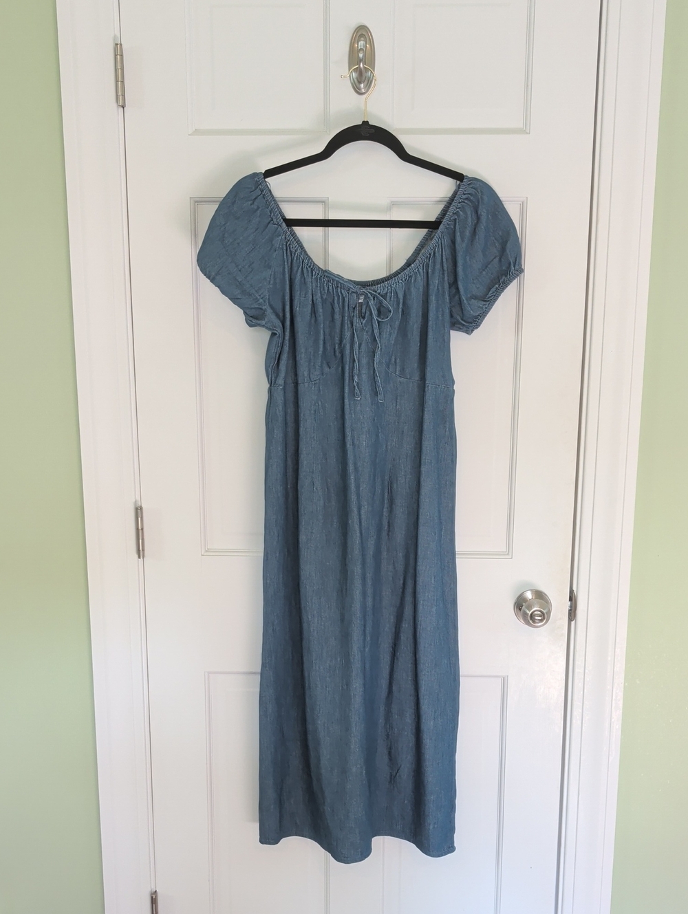 Old Navy Chambray Denim Midi Peasant Dress NWT Sz M